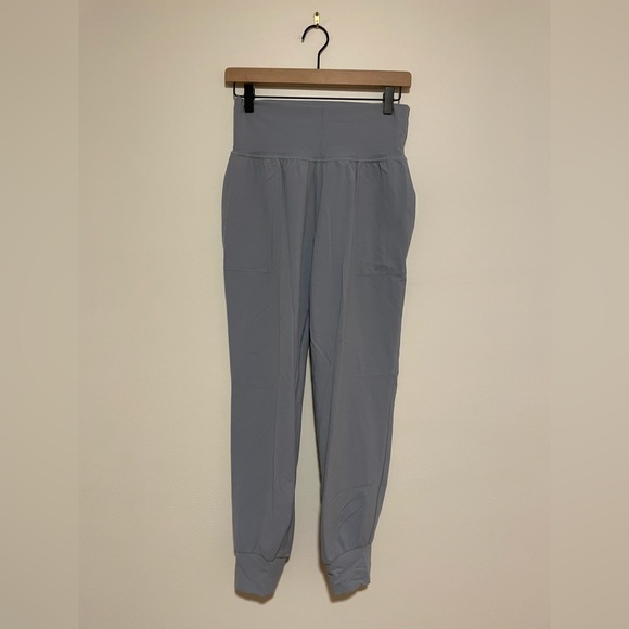Athleta Salutation Jogger Size Small - Picture 9 of 9